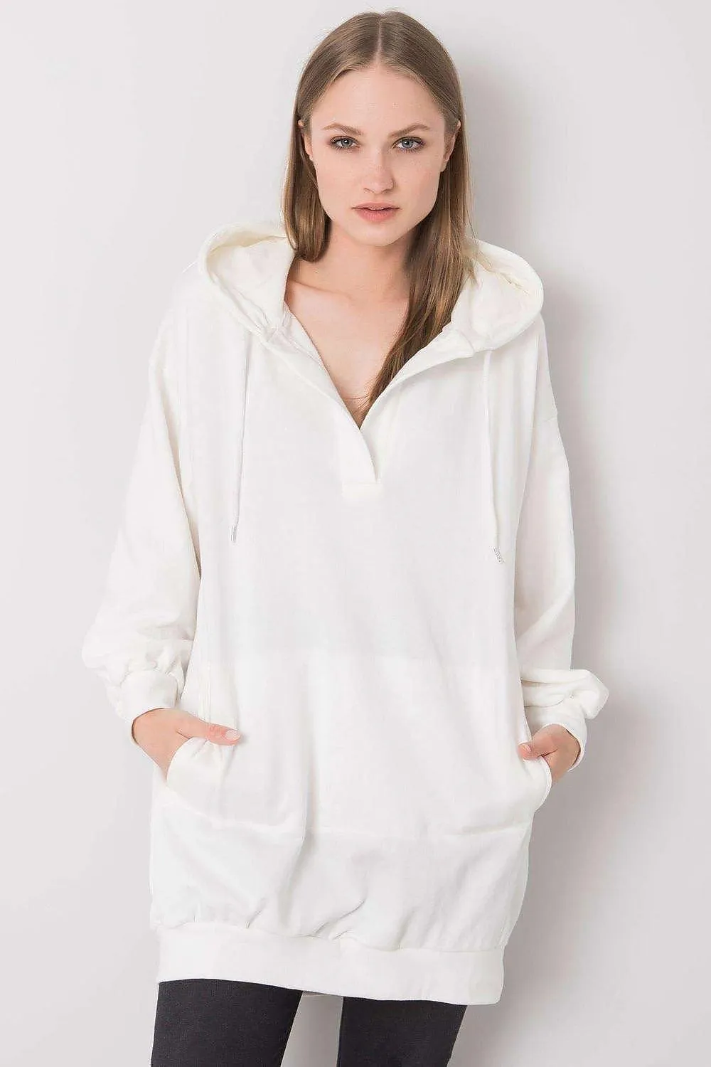 Chic Hooded Sweatshirt with Front Pocket - Ultimate Casual Style