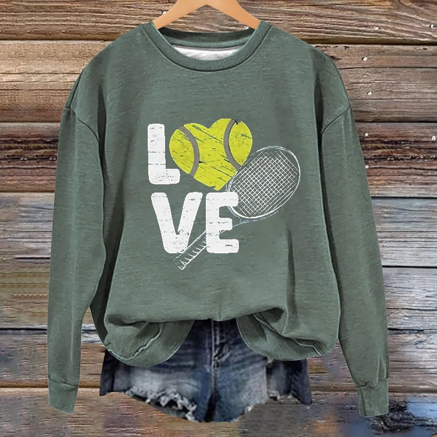 Graphic Sweatshirts for Women LOVE Tennis Long Sleeve Crew Neck Comfort Sweatshirt Aesthetic Going out Pullover Tops