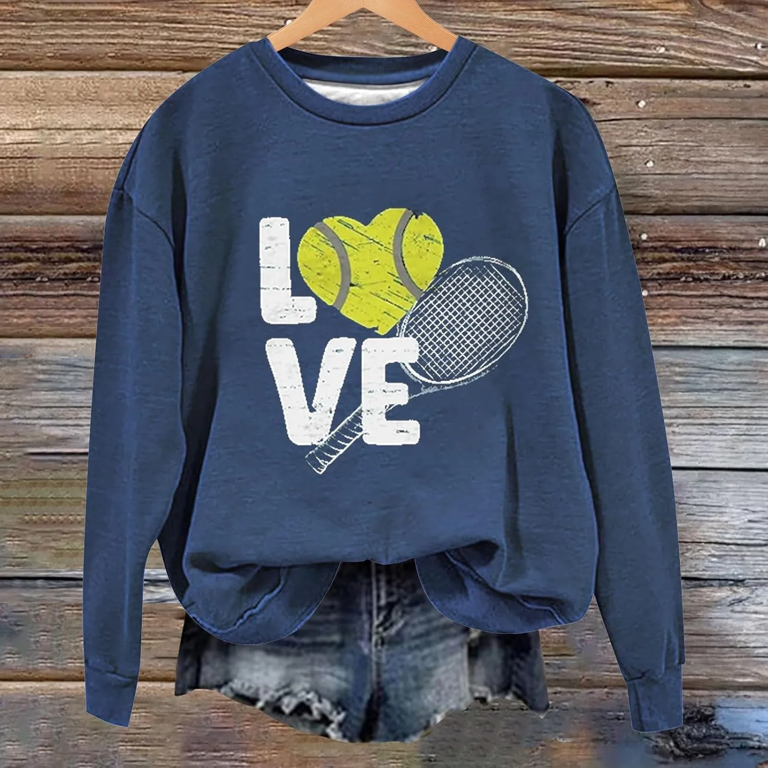 Graphic Sweatshirts for Women LOVE Tennis Long Sleeve Crew Neck Comfort Sweatshirt Aesthetic Going out Pullover Tops