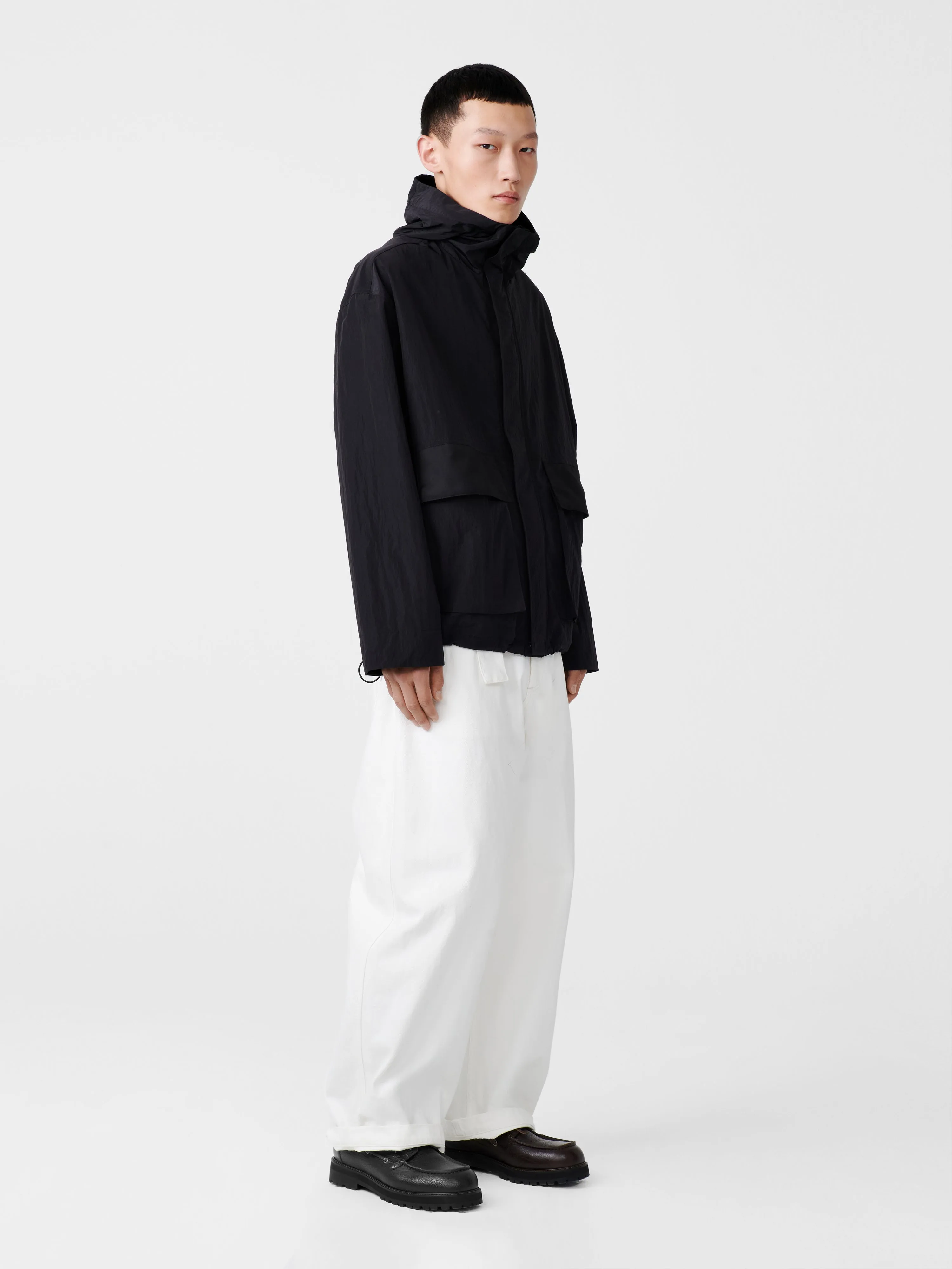 Lessen Jacket in Black