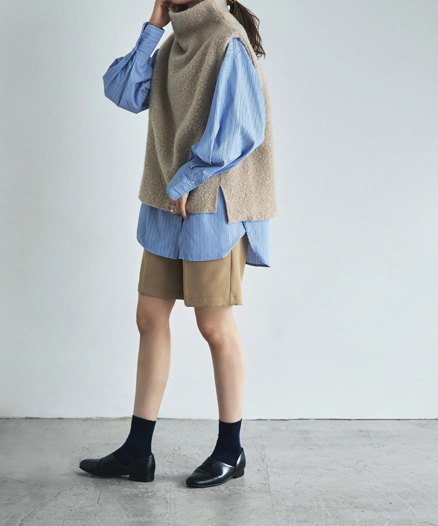Ling wool high-neck vest