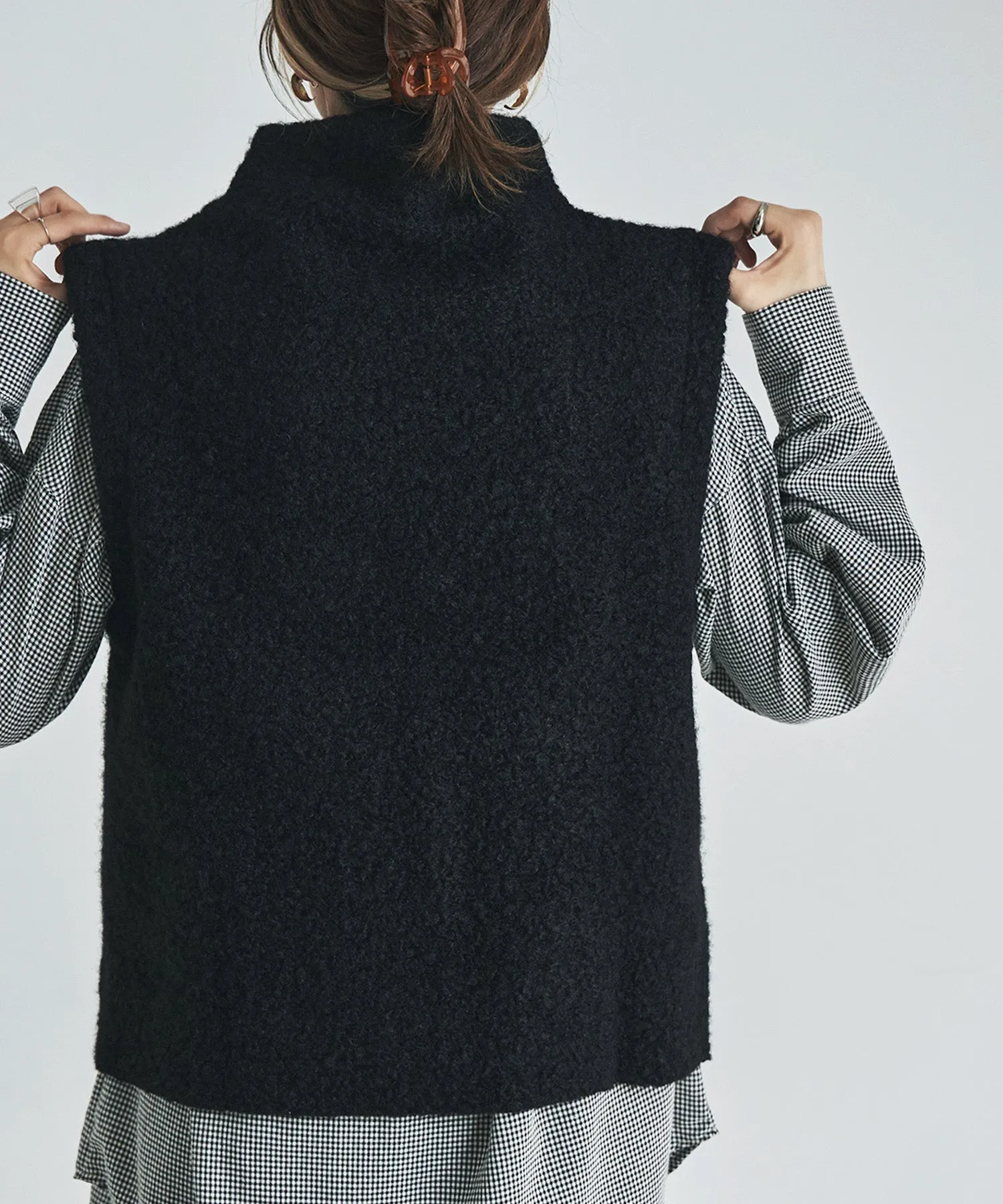 Ling wool high-neck vest
