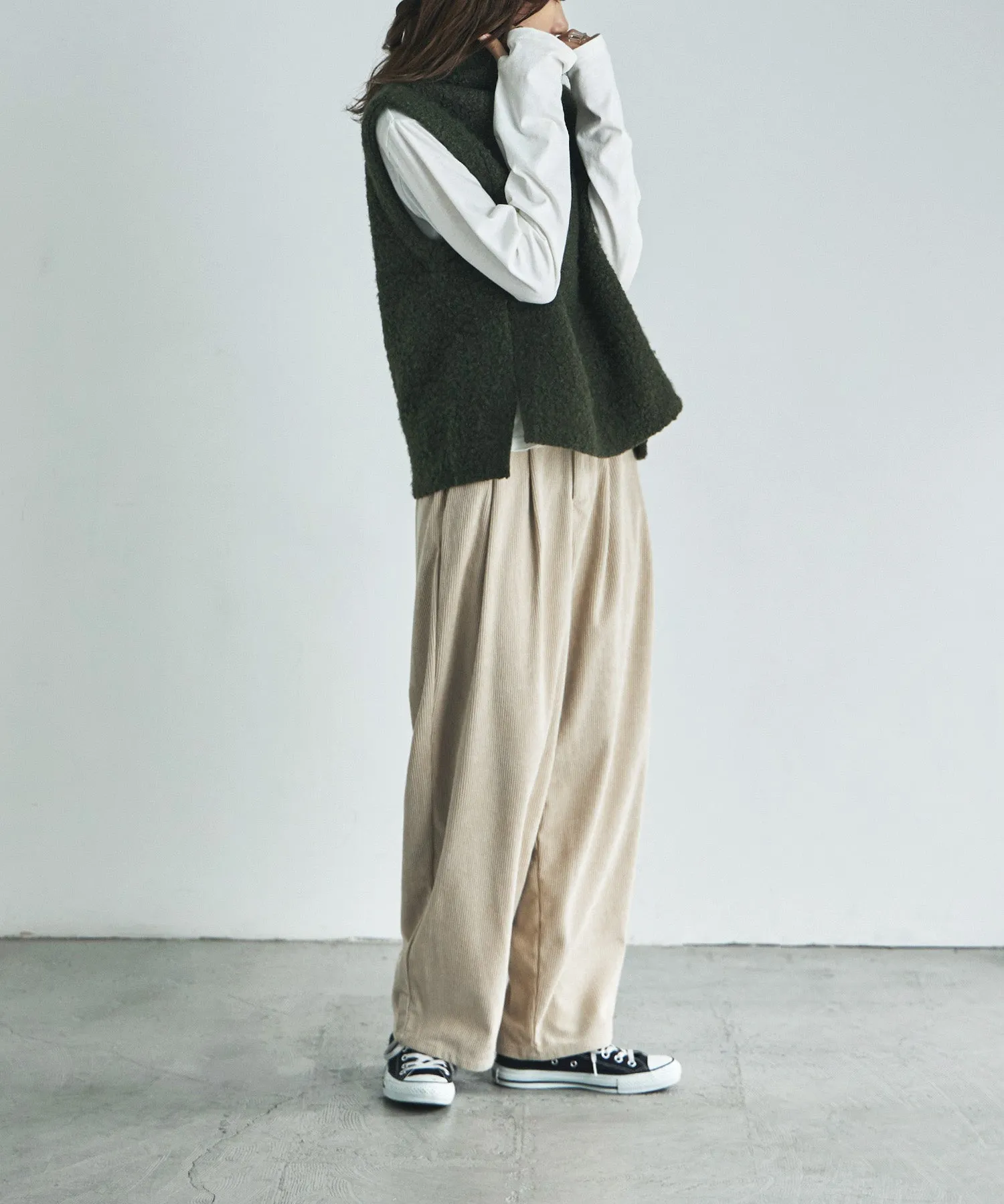 Ling wool high-neck vest