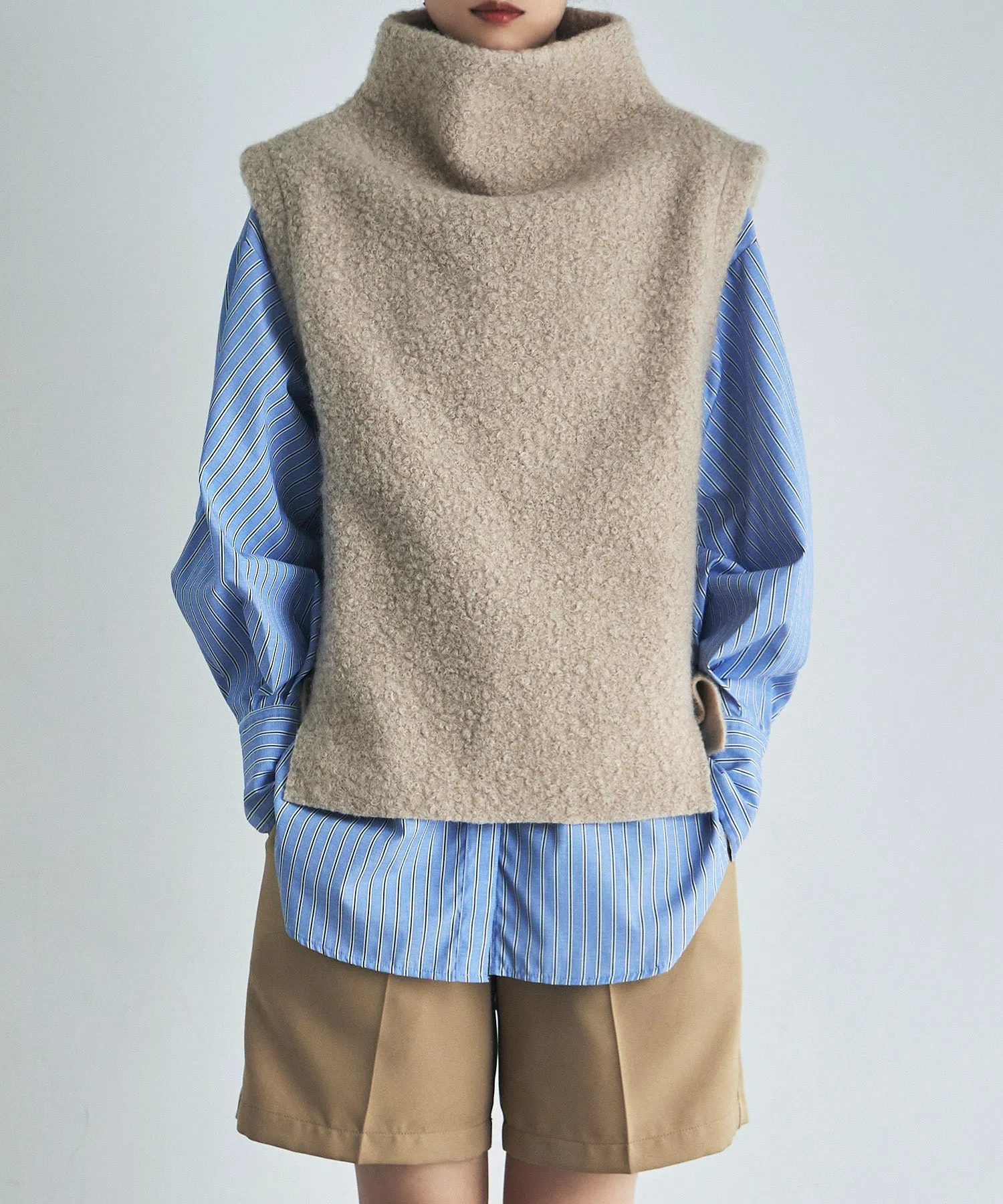 Ling wool high-neck vest