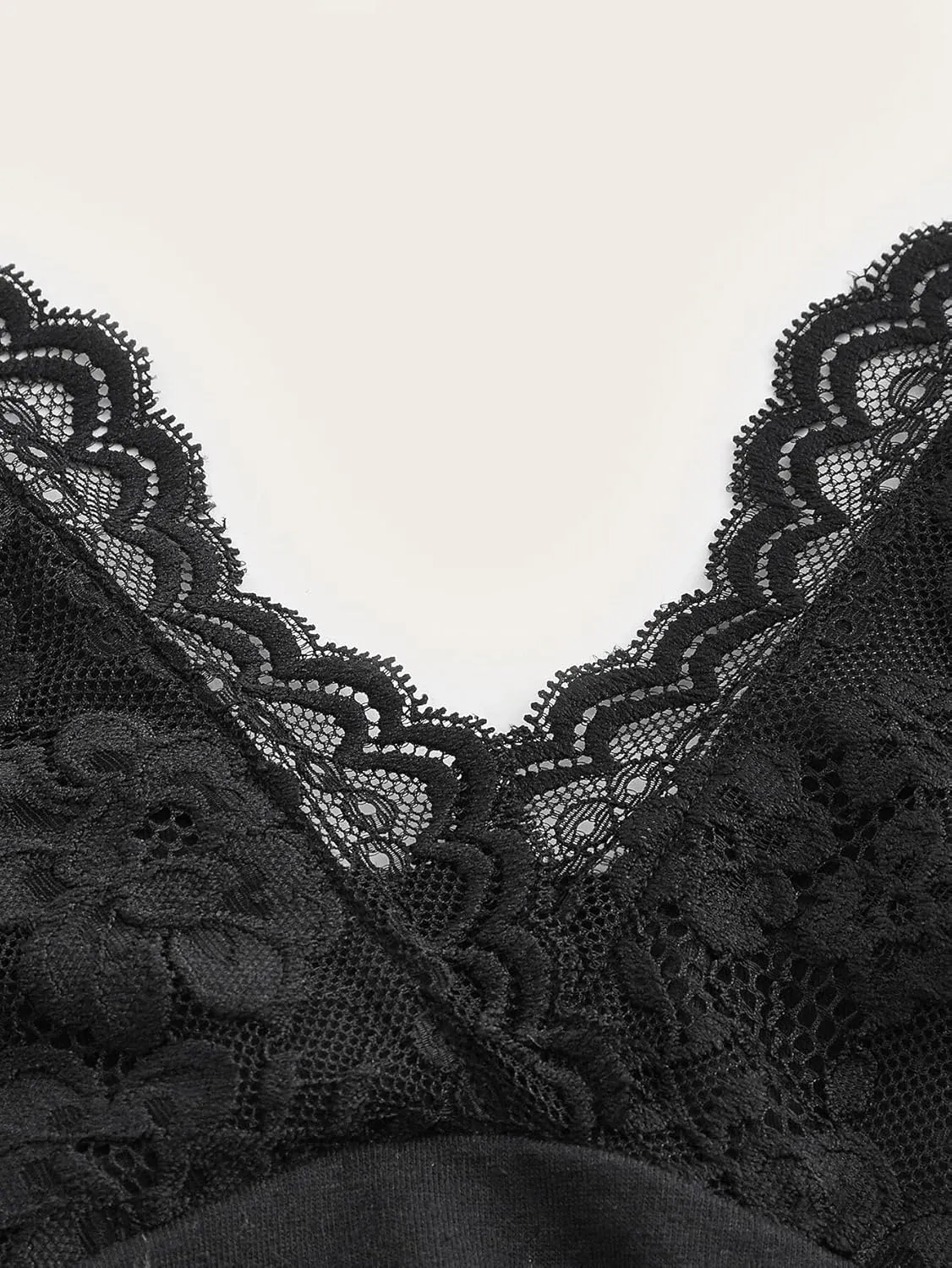 LOFAAC Women Sexy Y2K V Neck Lace Patchwork Halter Tank Top Cute Slim Sleeveless Ruched Lace Trim Going Out Cami Shirt