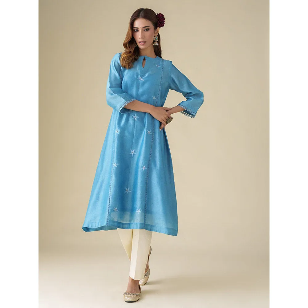 Mushio Blue Floral Embroidery Chanderi Ujwala Kurta (Set of 2)