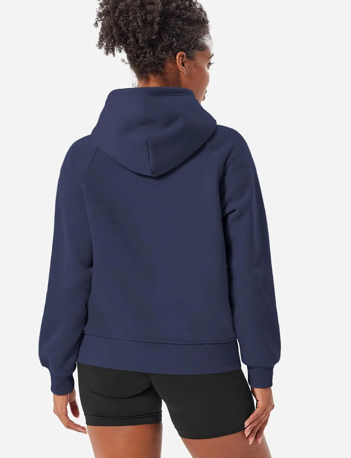 YEOREO Oversized Hoodies for Women Pullover Fleece Sweatshirts with Pocket Saavedra Fall Winter Casual Loose Outfits