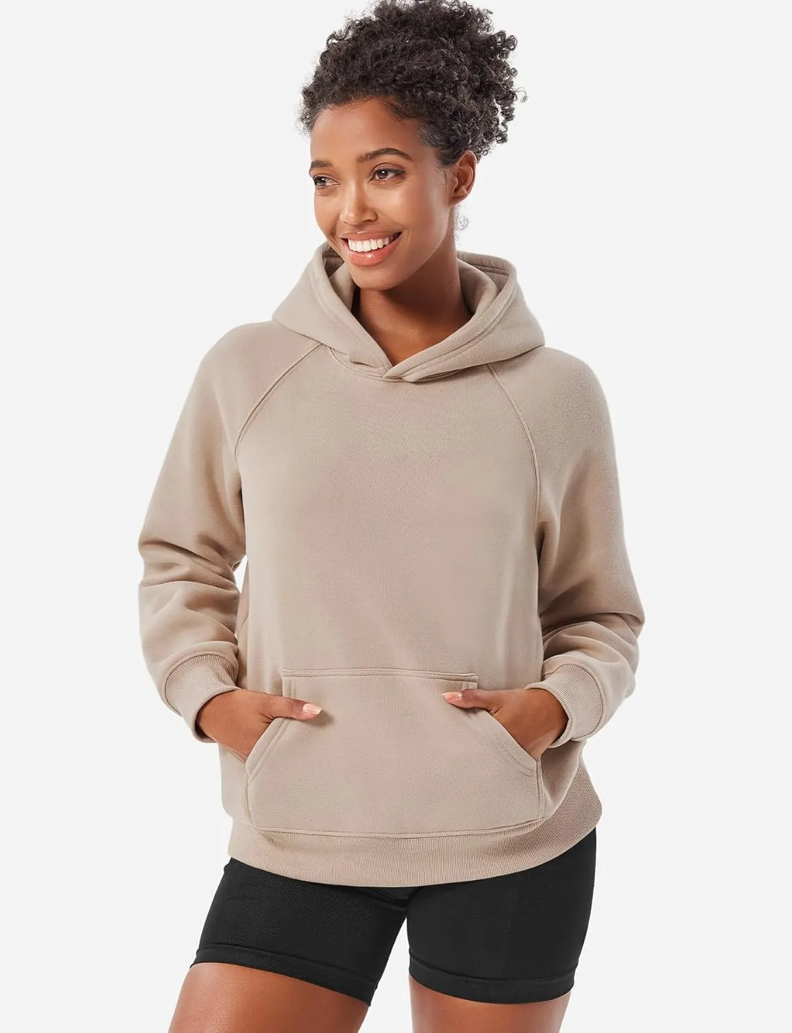 YEOREO Oversized Hoodies for Women Pullover Fleece Sweatshirts with Pocket Saavedra Fall Winter Casual Loose Outfits